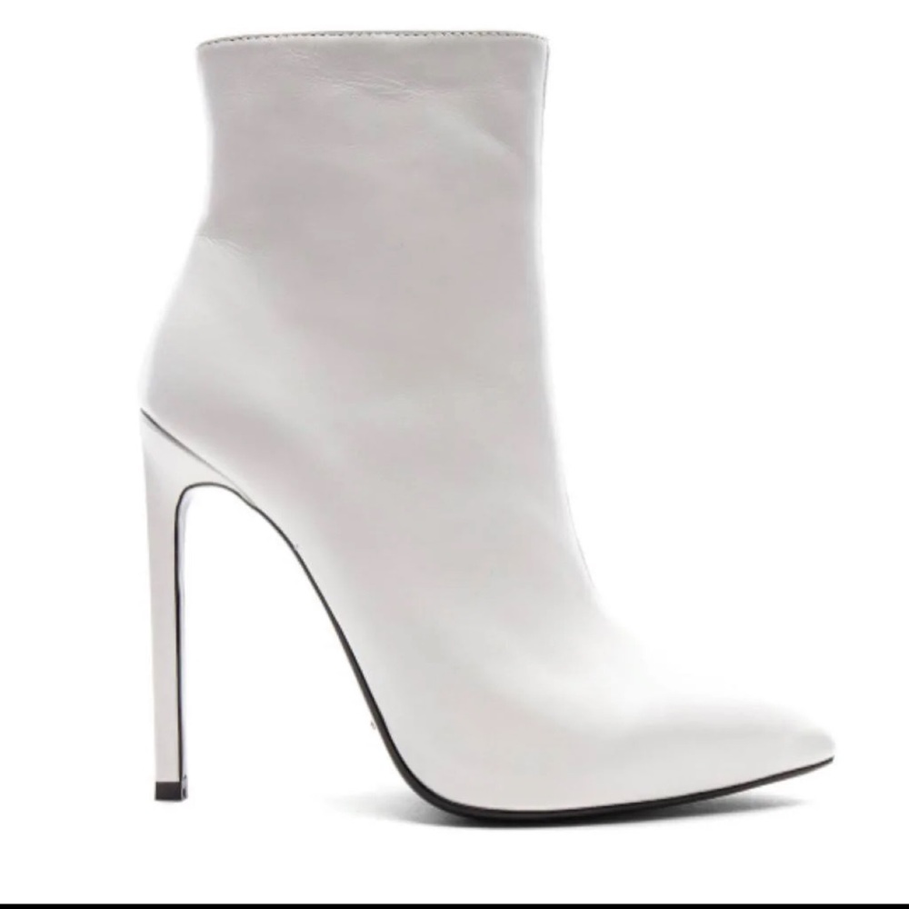 NEVER WORN Tony Bianco Freddie ankle booties